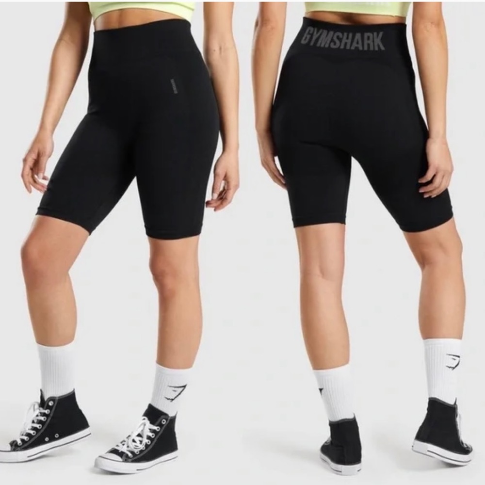 Gymshark flex cycling shorts- size Large
